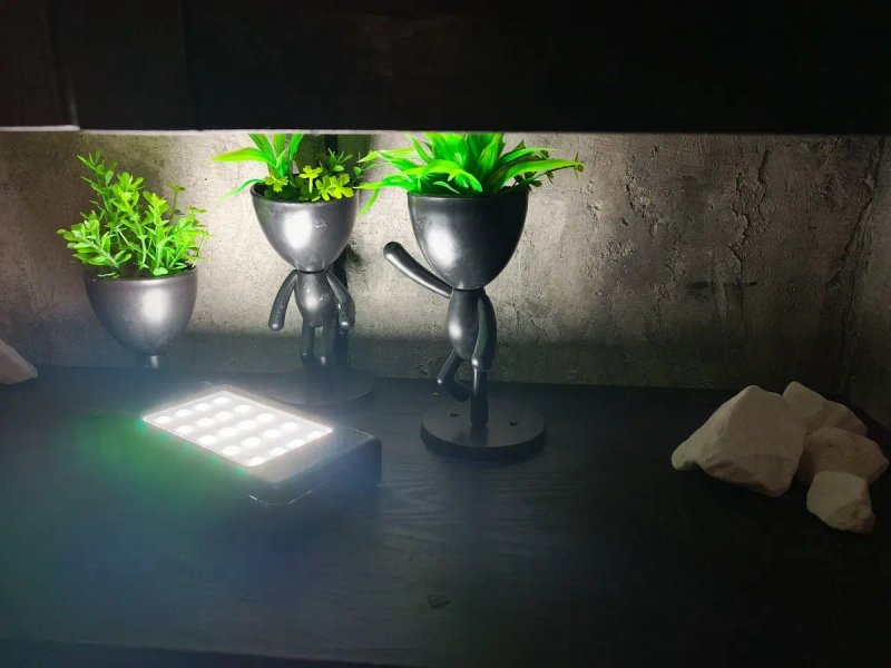 Power Bank с большим фонарем — фото 2