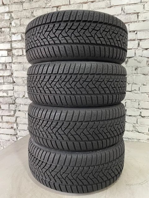 Практично нові зимові шини DUNLOP 225/50 R17 резина Р17