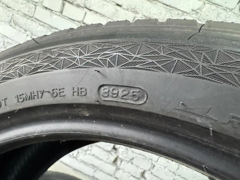 Практично нові зимові шини Hankook 245/45 r19 — фото 6