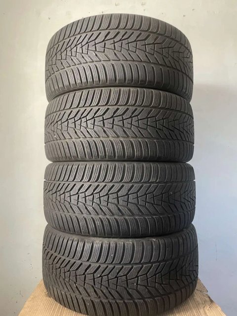 Практично нові Зимові шини HANKOOK 255/35 R20