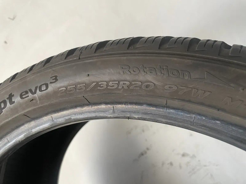 Практично нові Зимові шини HANKOOK 255/35 R20 — фото 6