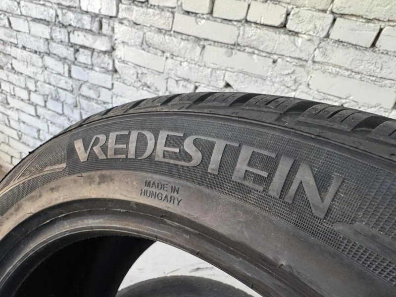 Практично нові зимові шини Vredestein 245/45 R19 — фото 4