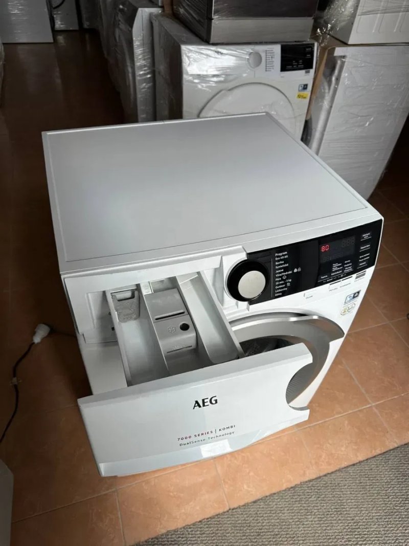Пральна  машина AEG L6FBG68SC 8 кг інвертор А+++ — фото 5