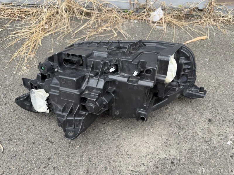 Права фара Volvo XC90 LED MID USA — фото 2