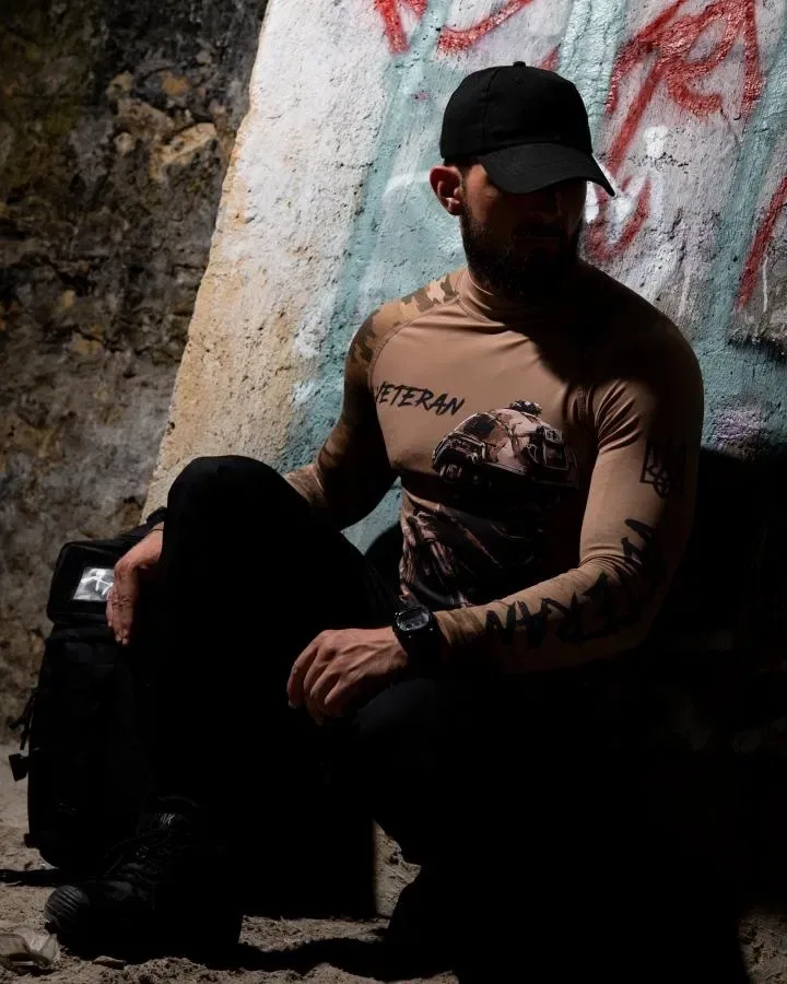 Преміальний матеріал відмінний пошив тактичний рашгард MANTIS® Veteran LS — Coyote кілька кольорів маємо у наявності — фото 3