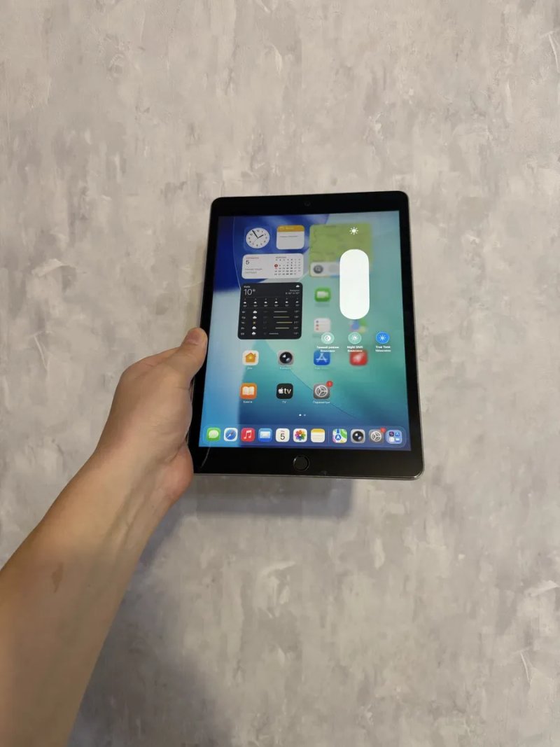 Продам Apple iPad 9 на 64 GB, версія LTE + Wi-Fi. — фото 2