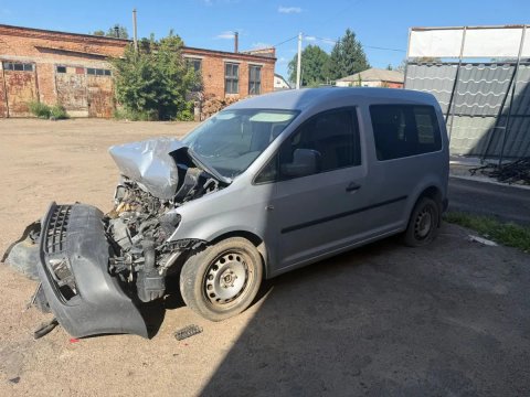 Продам авто Volkswagen Caddy 2010