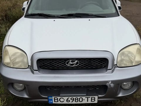 Продам автомобіль Hyundai Santa-Fe 2.0 дизель.Повний привод.