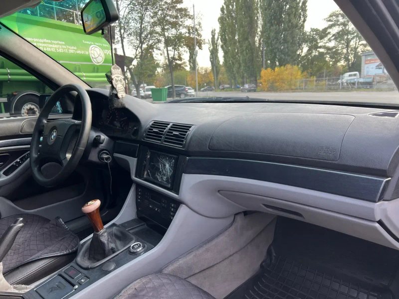 Продам BMW e39 в хорошем состоянии — фото 8