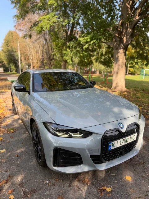 продам bmw i4 edrive40