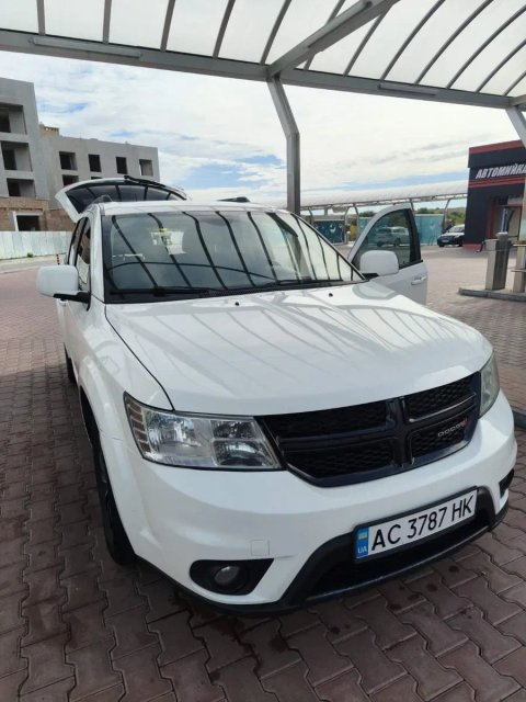 Продам Dodge Journey