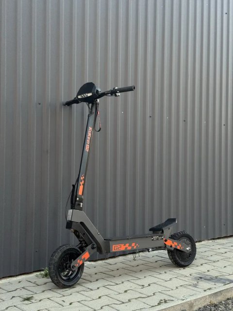 Продам електросамокат kukirin g2