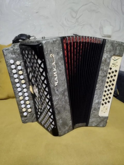 Продам гармонь гармошку чайка 2
