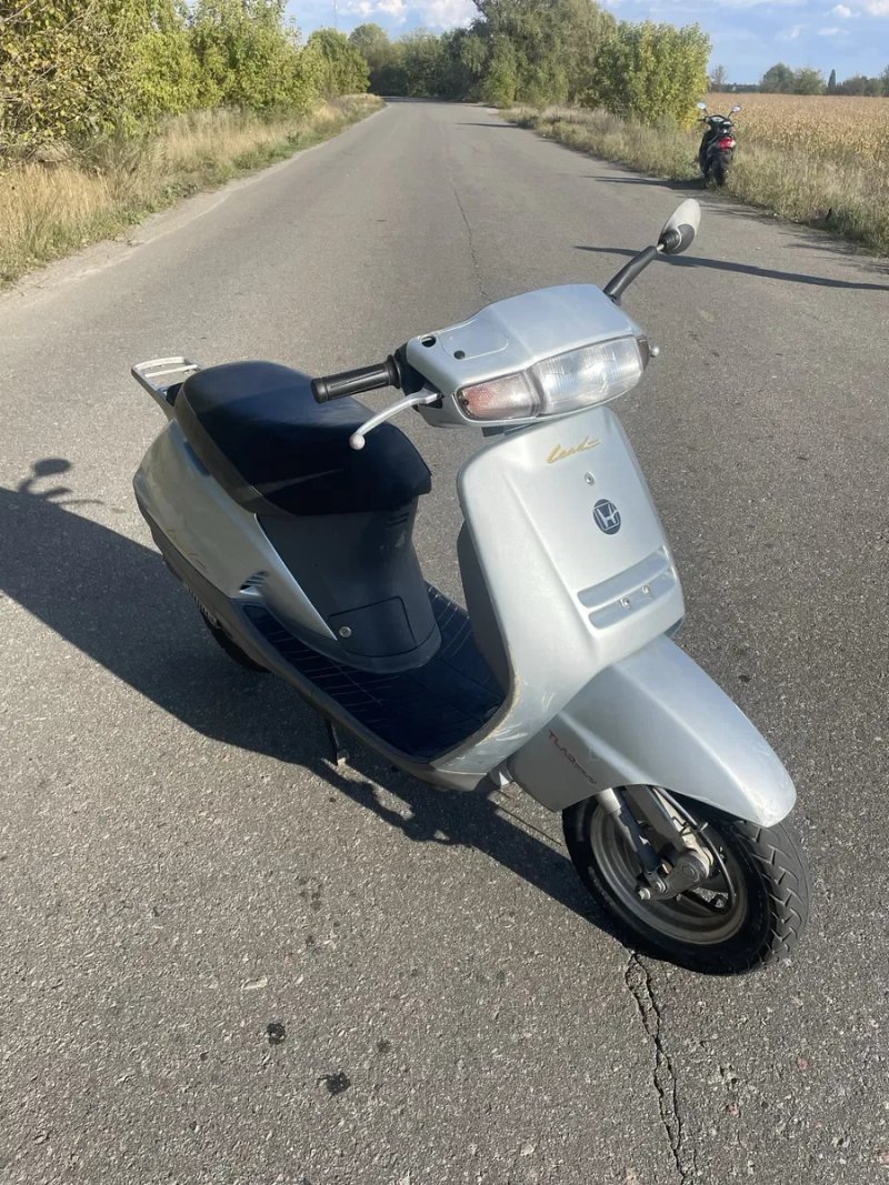 Продам honda lead,на документах — фото 2