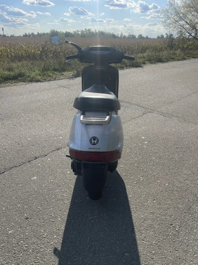 Продам honda lead,на документах — фото 7