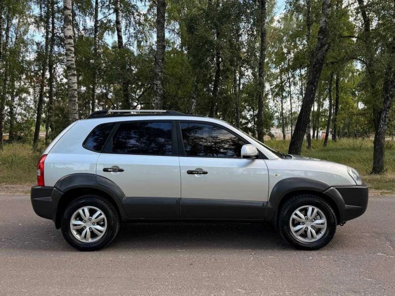 Продам Hyundai Tucson — фото 5