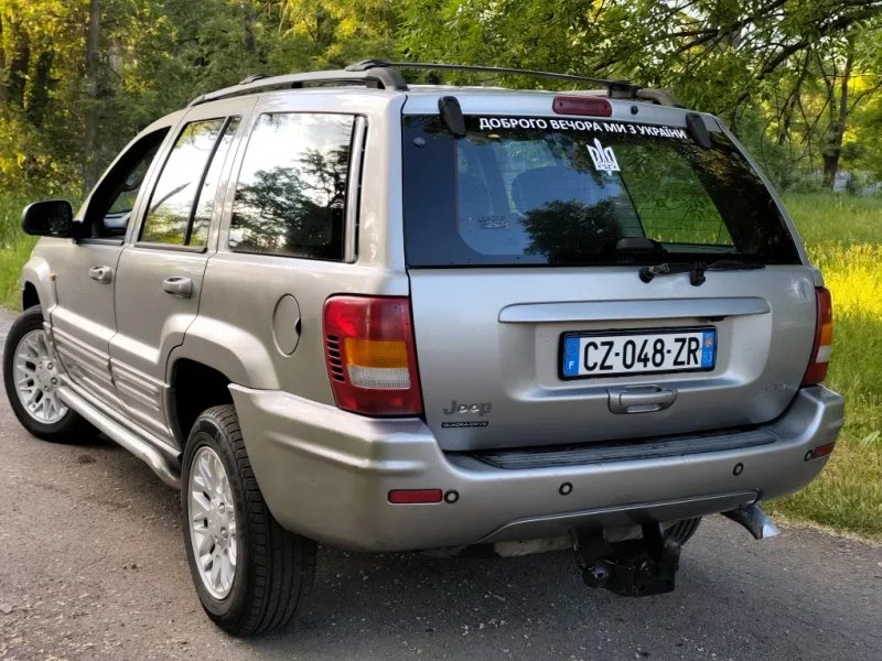 Продам Jeep Grand Cherokee .Дизель . На Автомате. — фото 4
