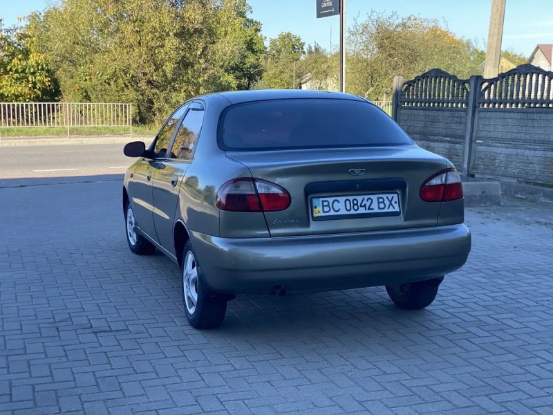Продам  хорошу автівку в гаронму стані — фото 7