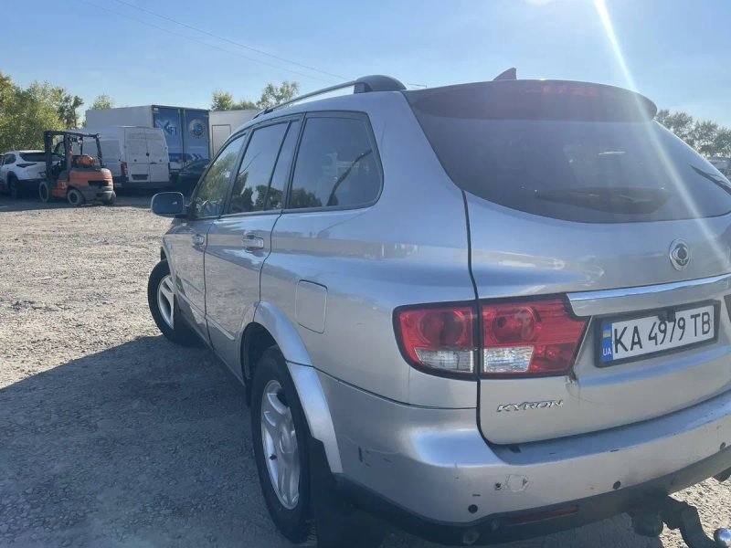 продам машину SsangYong — фото 2