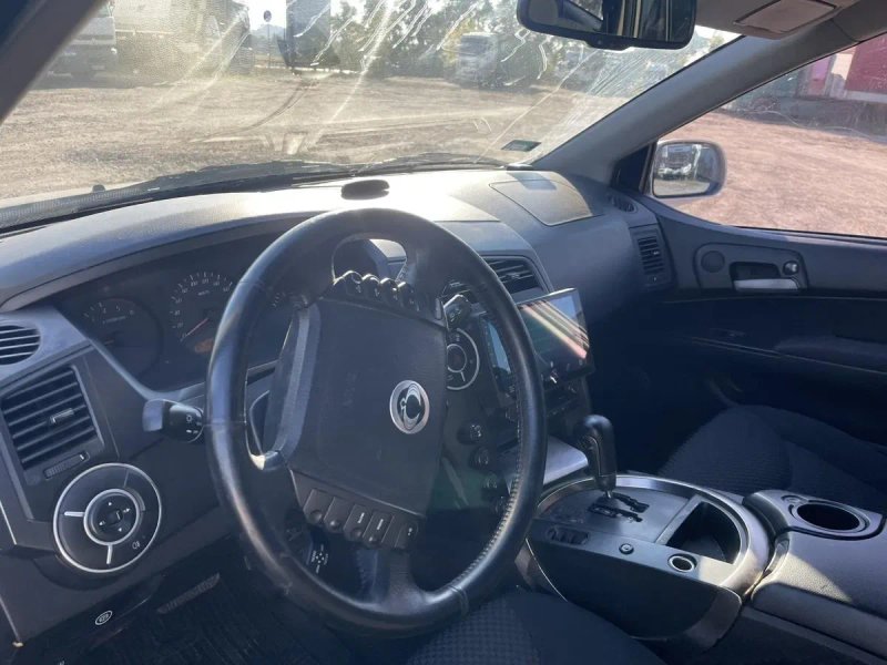 продам машину SsangYong — фото 6