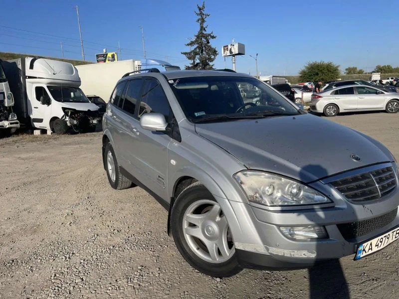 продам машину SsangYong — фото 8
