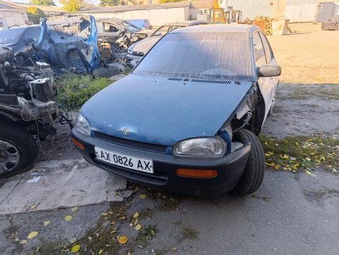 Продам Мазда 121