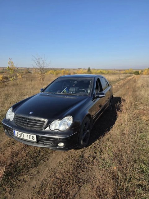 Продам Mercedes-Benz 203