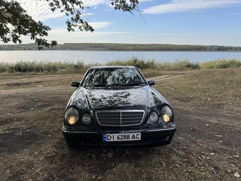 Продам Mercedes-Benz E 320 4 matic — фото 6