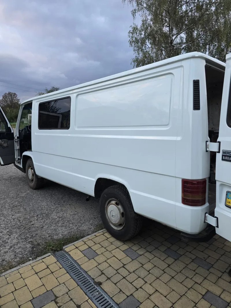 Продам Mercedes MB 100 в идеальном состоянии — фото 8