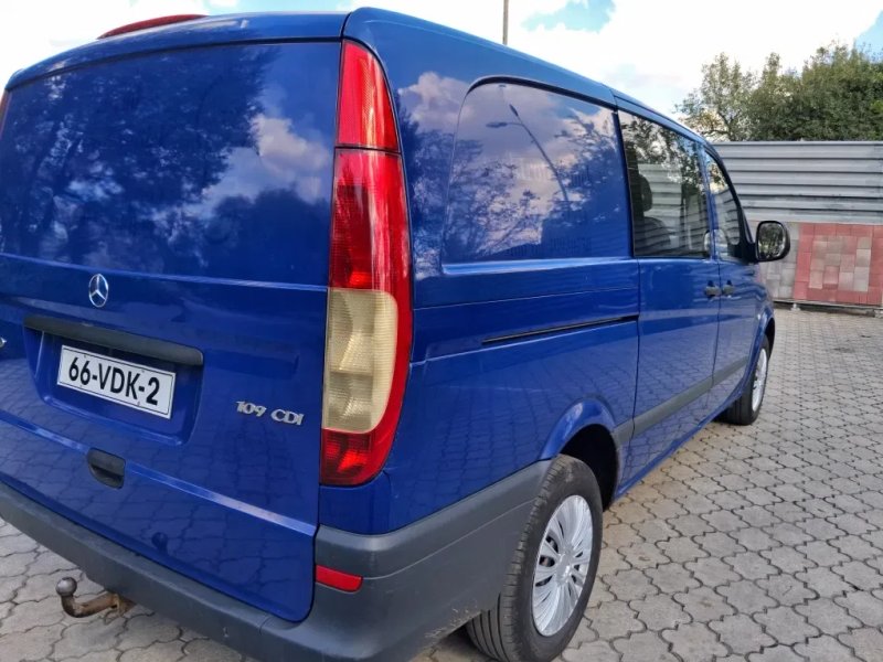 Продам Мерседес Вито 2.2 дизель в хорошем состояние — фото 6
