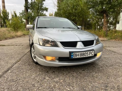 Продам Mitsubishi Lancer 2.0 спорт