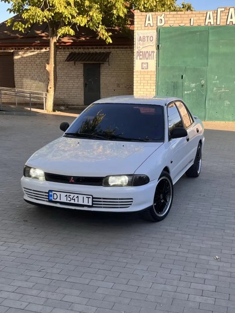 Продам Mitsubishi Lancer 5