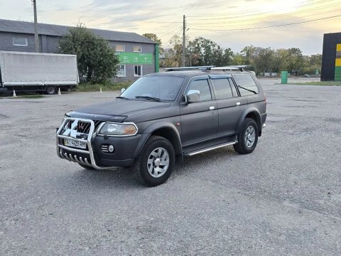 Продам Mitsubishi Pajero Sport В хорошем состояни‼️