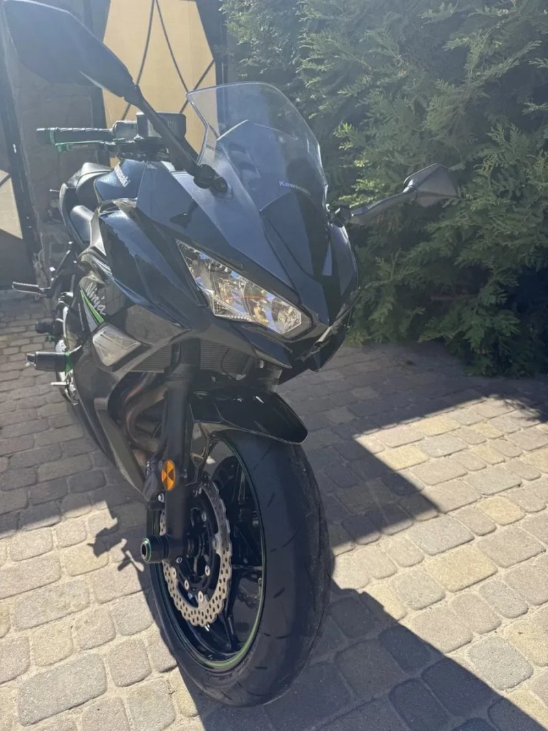 Продам мотоцикл  KAWASAKI Ninja 650 — фото 2