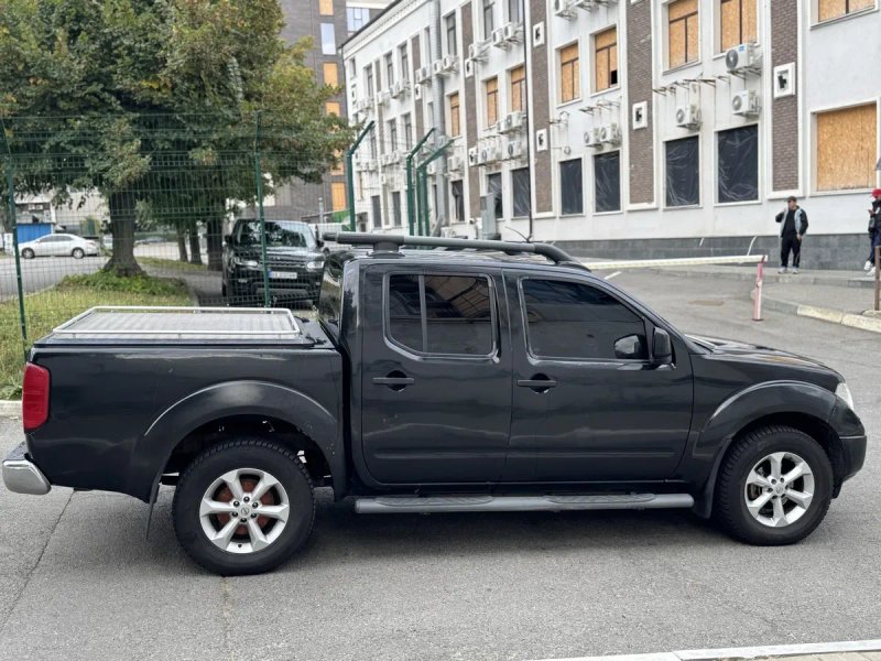 Продам Nissan NAVARA 2.5tdi 4x4 в Харькове!Левый руль Мех. — фото 5