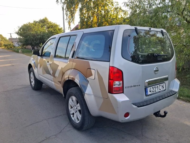 Продам Nissan Pathfinder в хорошем состоянии — фото 4