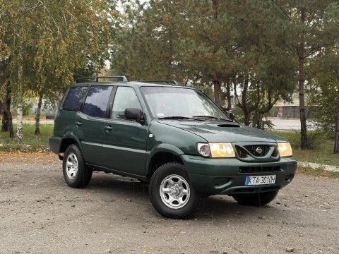 Продам Nissan Terano 2.7 дизель 4х4 на боевом ходу