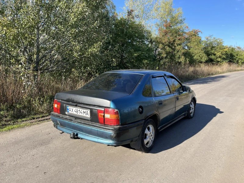 Продам Opel Vectra 2.0 Газ/Бензин — фото 4