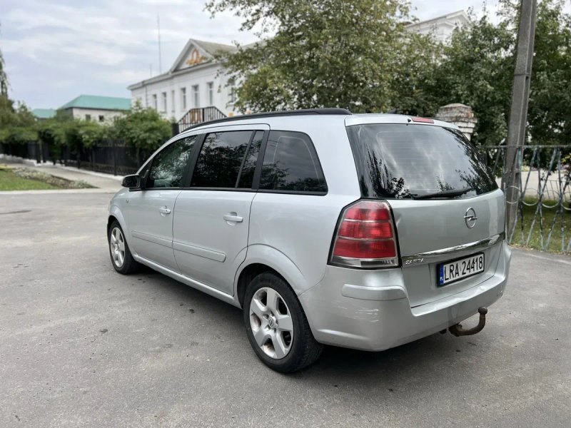 Продам Opel Zefira 1,9 дизель — фото 7