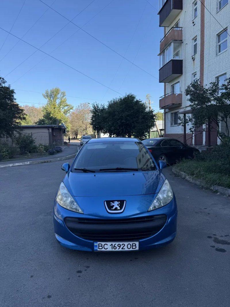 Продам Пежо хорошое — фото 2