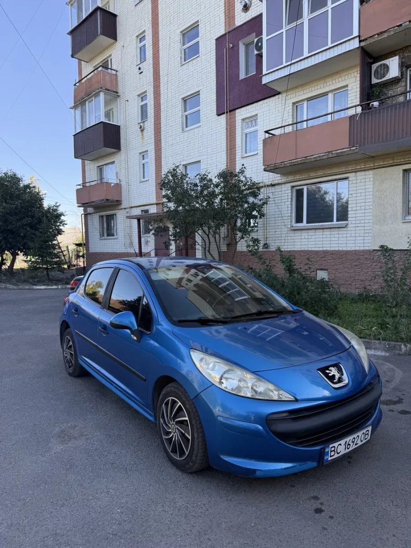 Продам Пежо хорошое — фото 3