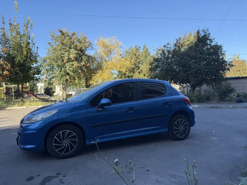 Продам Пежо хорошое — фото 4
