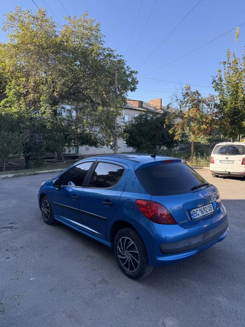 Продам Пежо хорошое — фото 6