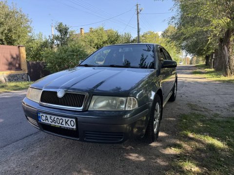 Продам Skoda Octavia Tour 2003 | 2.0 Газ/Бензин | Надійне авто
