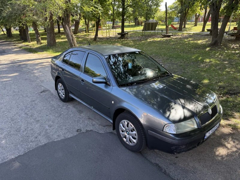 Продам Skoda Octavia Tour 2003 | 2.0 Газ/Бензин | Надійне авто — фото 8