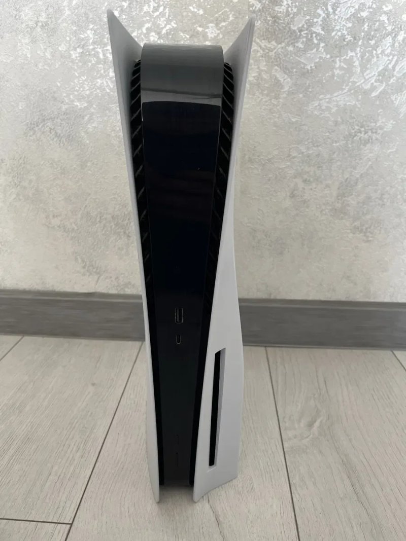 Продам Sony PlayStation 5 з дисководом — фото 2
