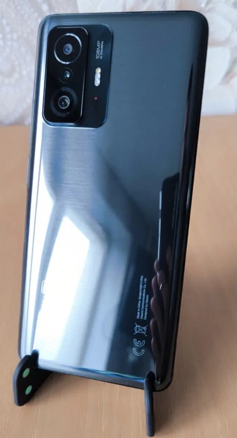 Продам телефон Xiaomi 11t 8/128 GB.