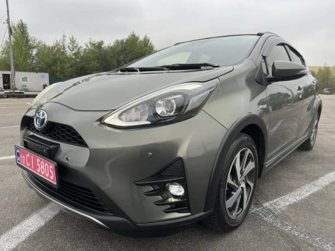 Продам Toyota Aqua 1.5 Crossover гібрид 2019