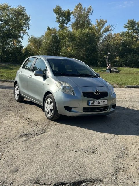 Продам Toyota Yaris