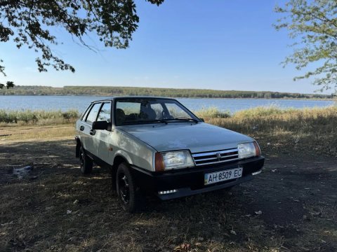 Продам ваз 21099 1.5і бен.2004